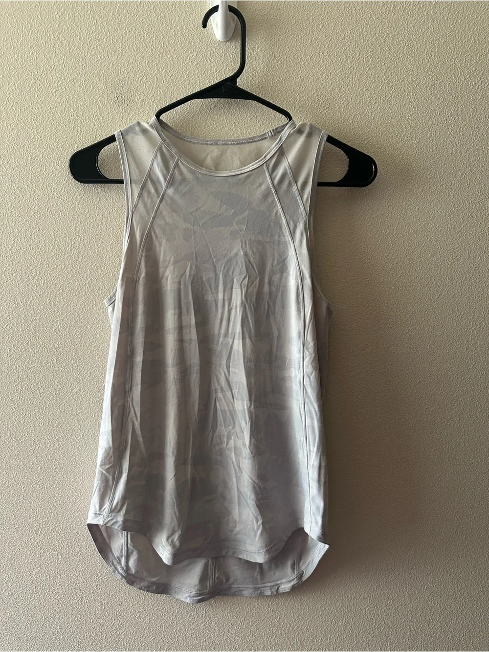 lululemon athletica see photo